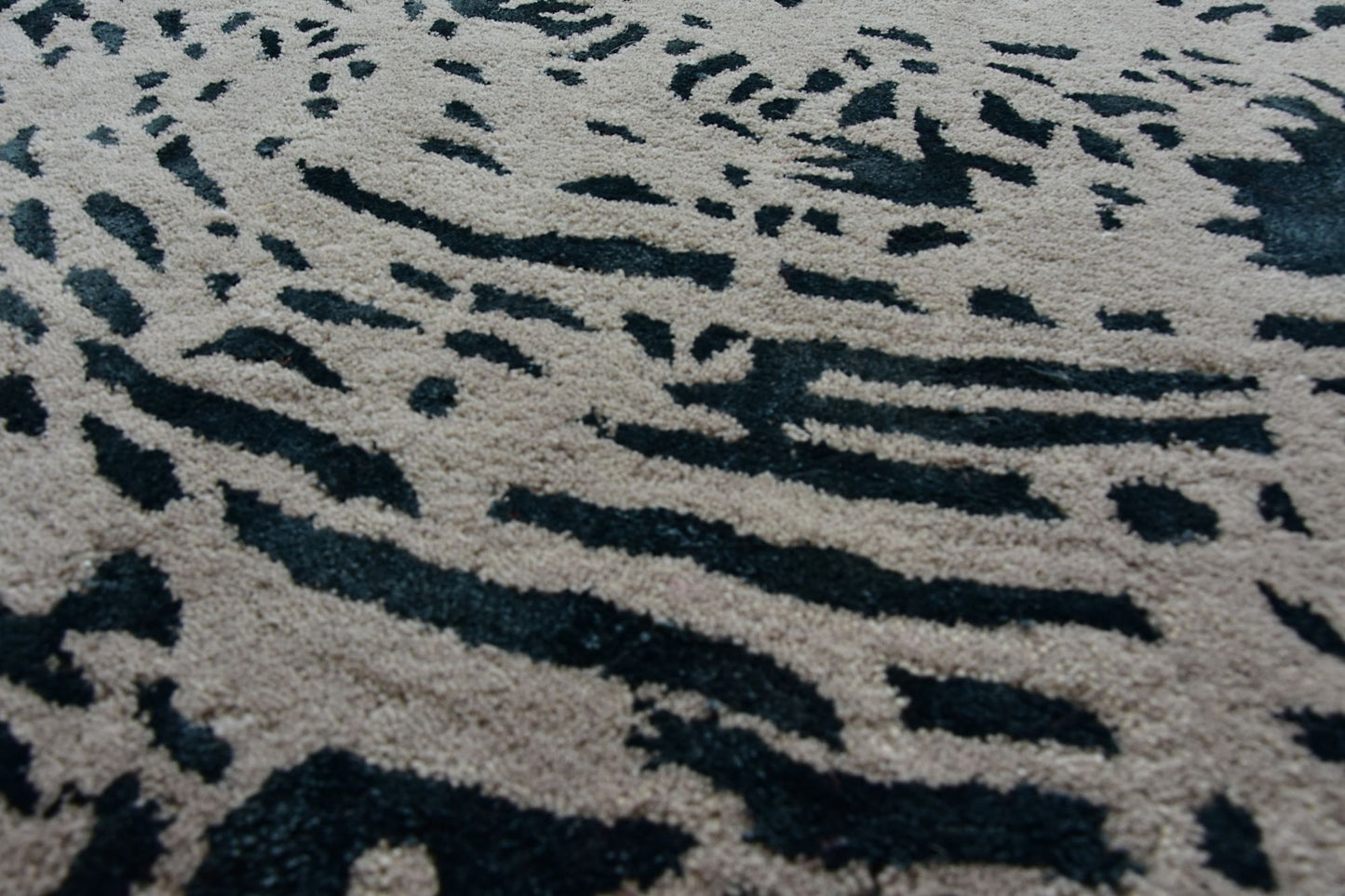 Orbit Abstract Rug